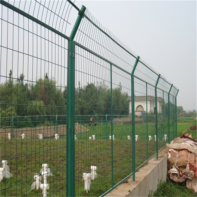 圈地護欄網(wǎng)